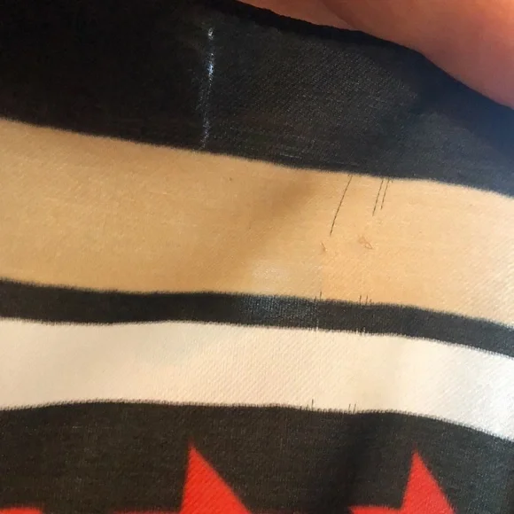 VTG Square Scarf by Jacques Piaget 27"x27" Houndstooth Design - Picture 11 of 16